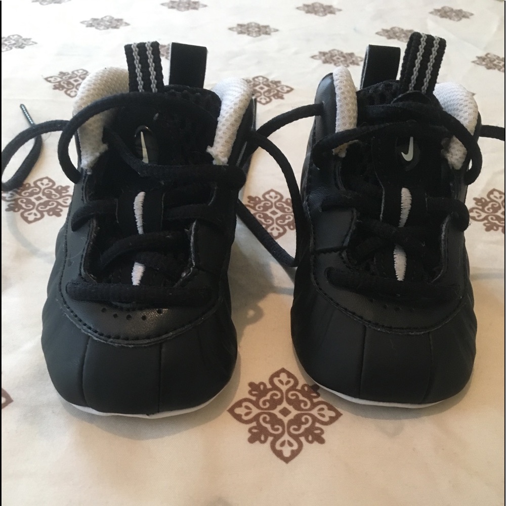 Nike foamposite Size 3c